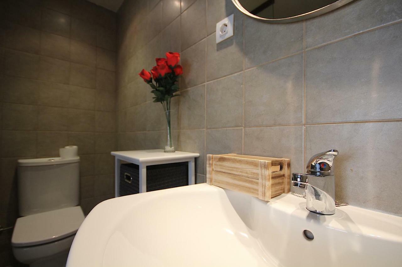 Romantic Loft Salas de Pallas Bagian luar foto