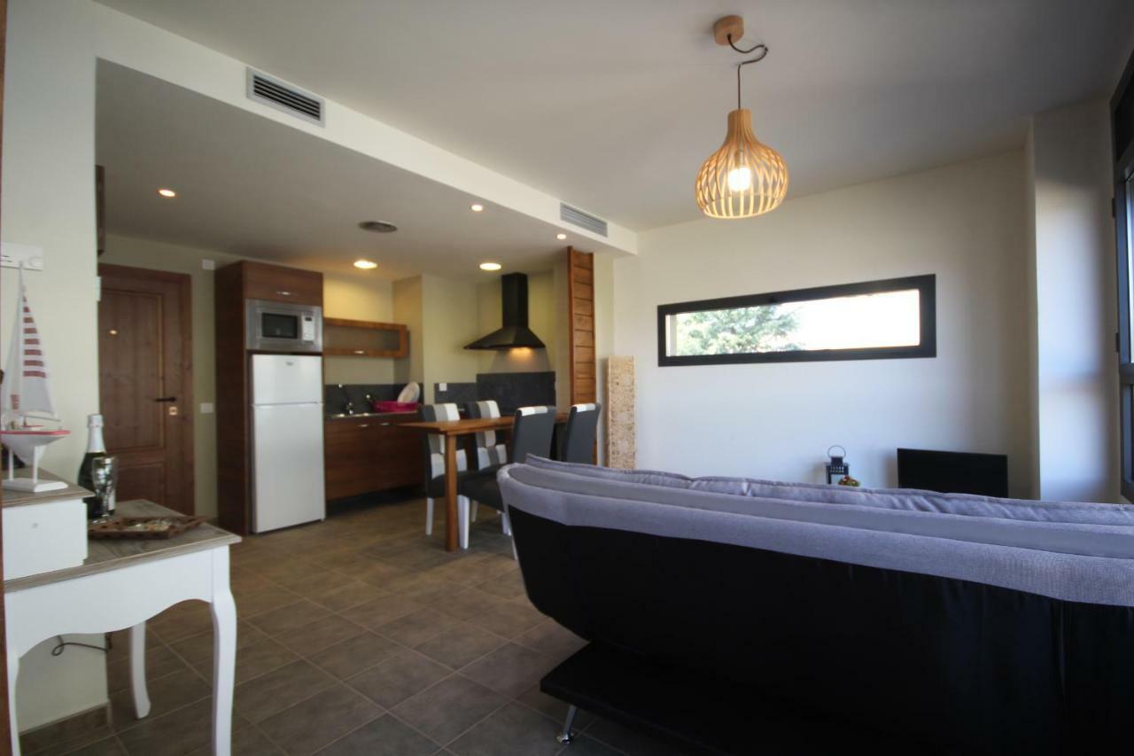 Romantic Loft Salas de Pallas Bagian luar foto